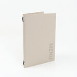 Menu Lëkurë Dopio me Llastik A5 15x22 - (Bezhë)